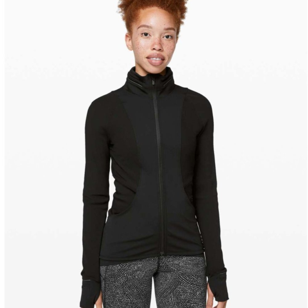 Lululemon Far and Free Nulux Black Slimming Running Jacket Hood Size 4